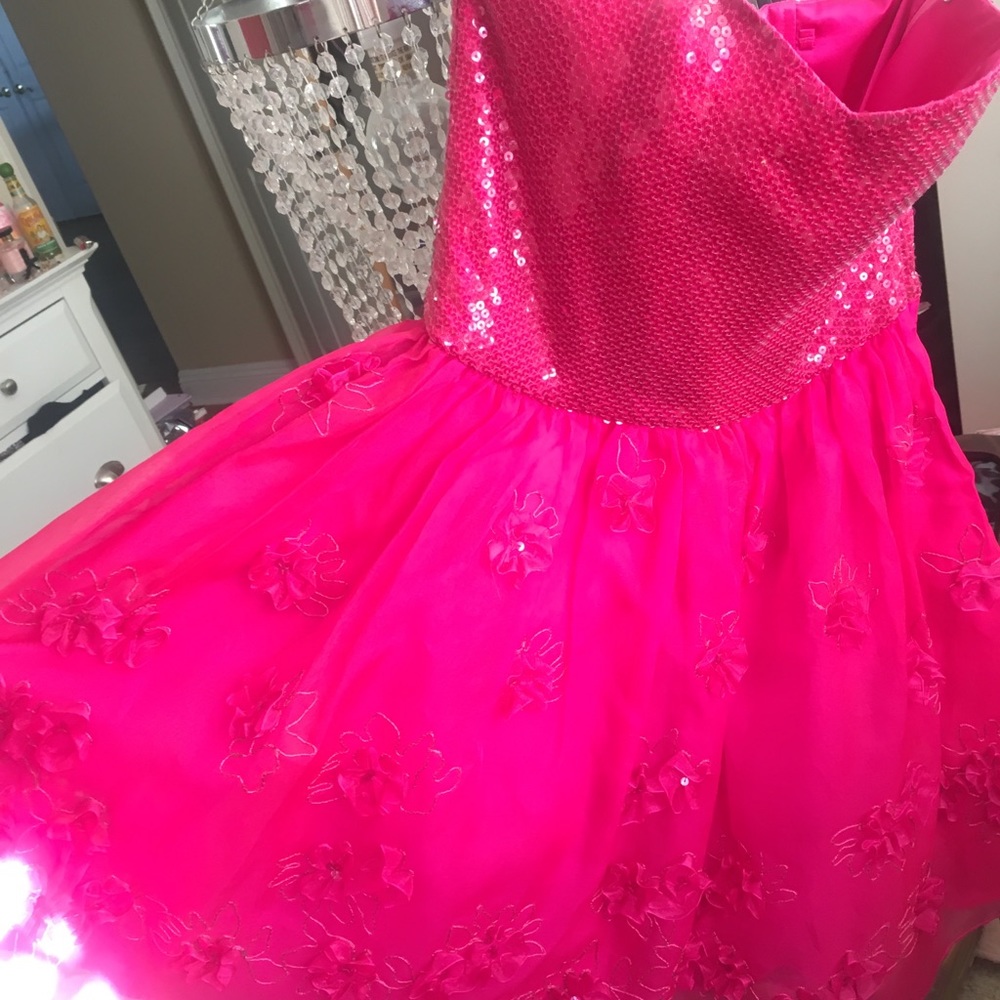 Betsey Johnson Cocktail dress pink